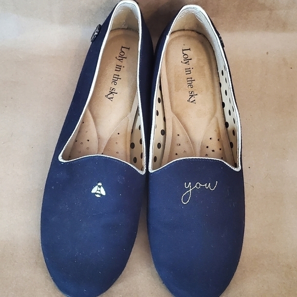 Loly in the Sky - Picture 5 of 6